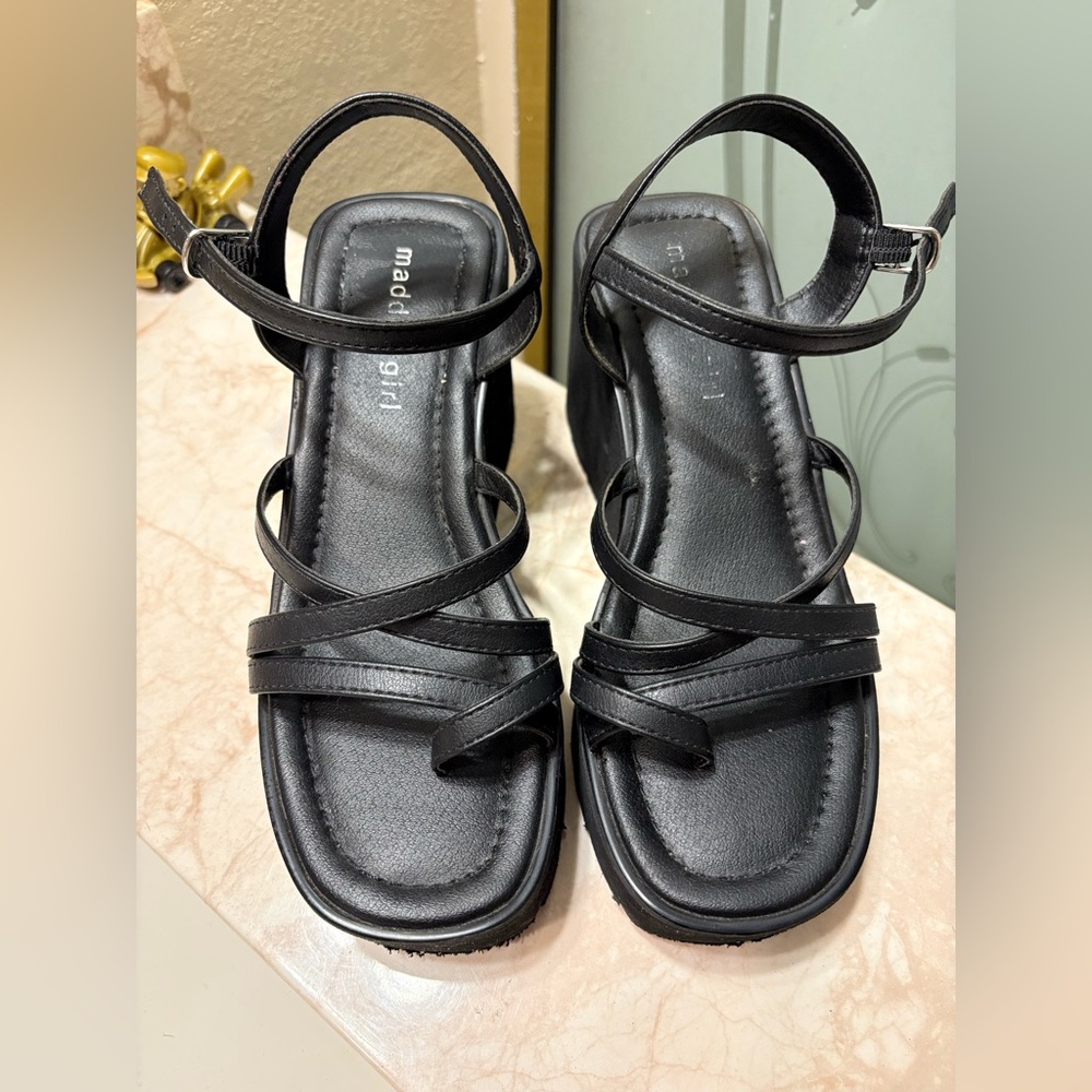 Madden Girl Black Strappy Sandals
